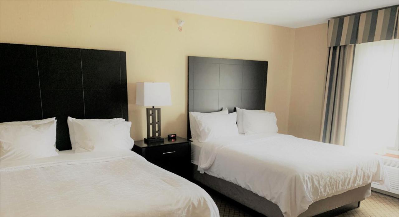 Holiday Inn Express Plymouth By Ihg Eksteriør bilde