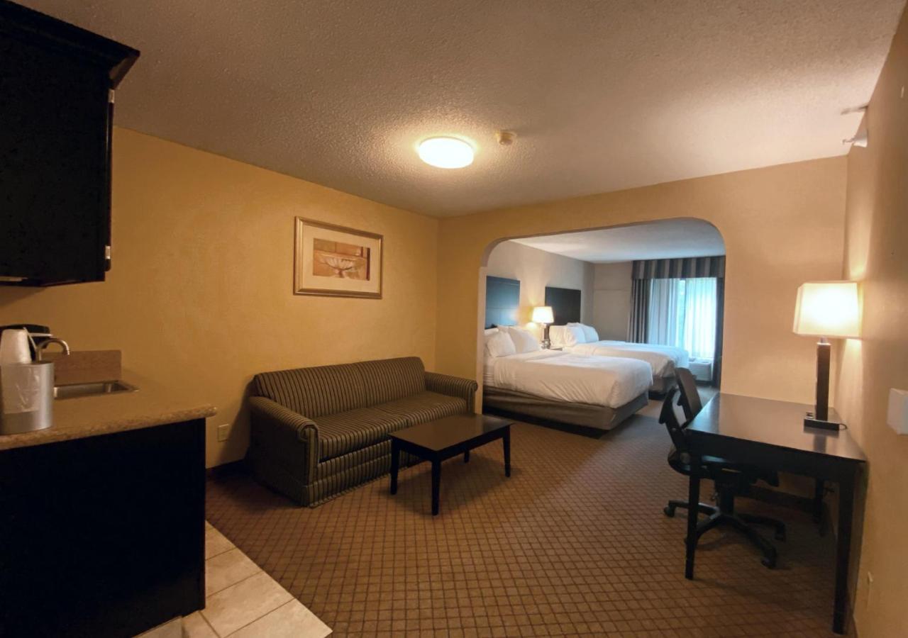 Holiday Inn Express Plymouth By Ihg Eksteriør bilde