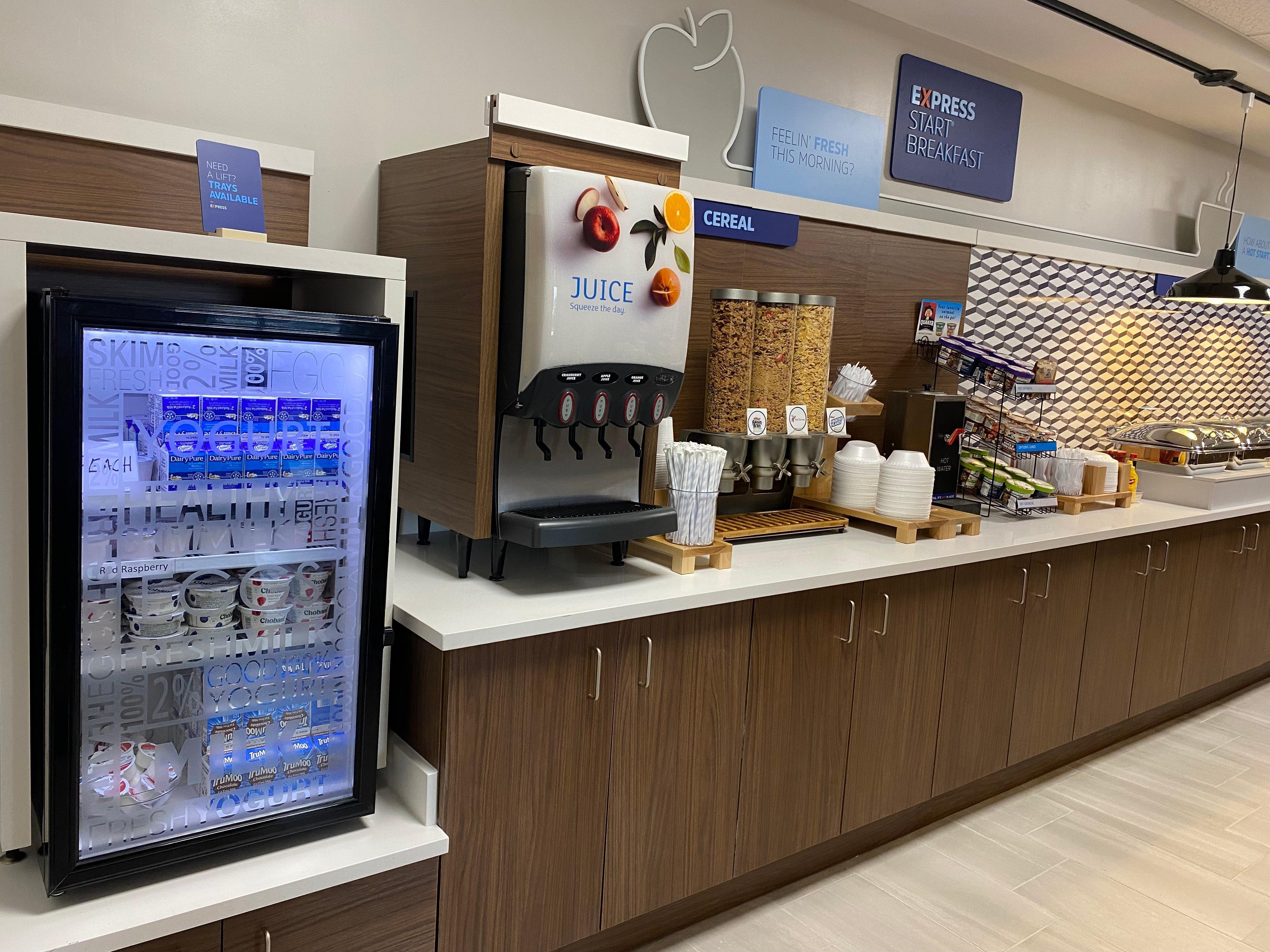Holiday Inn Express Plymouth By Ihg Eksteriør bilde