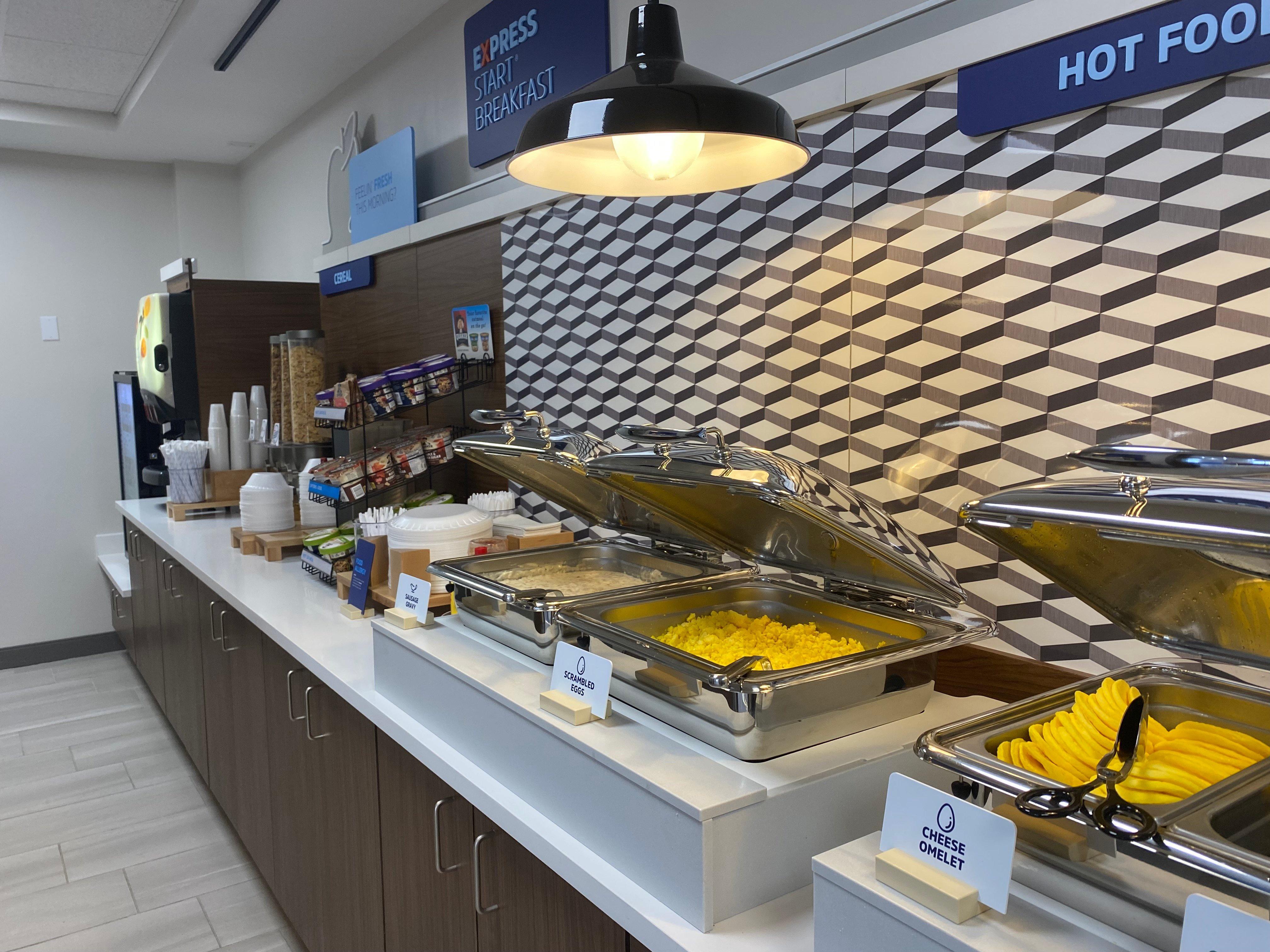 Holiday Inn Express Plymouth By Ihg Eksteriør bilde